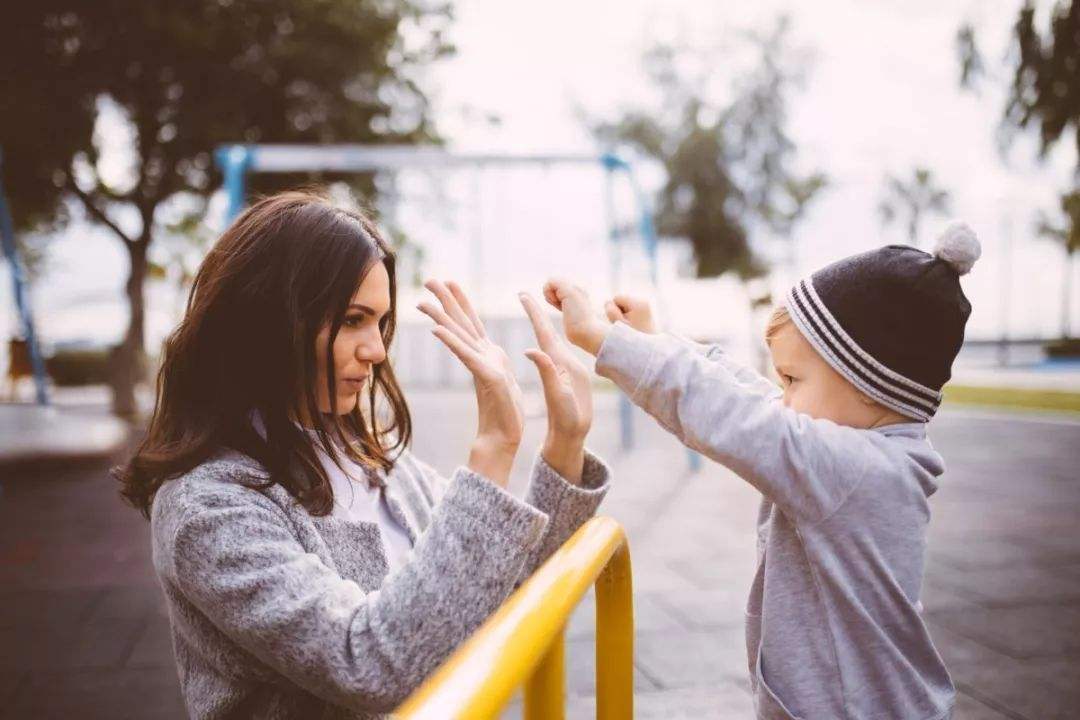 孩子说谎父母的正确做法,父母教育说谎的孩子应该怎么办