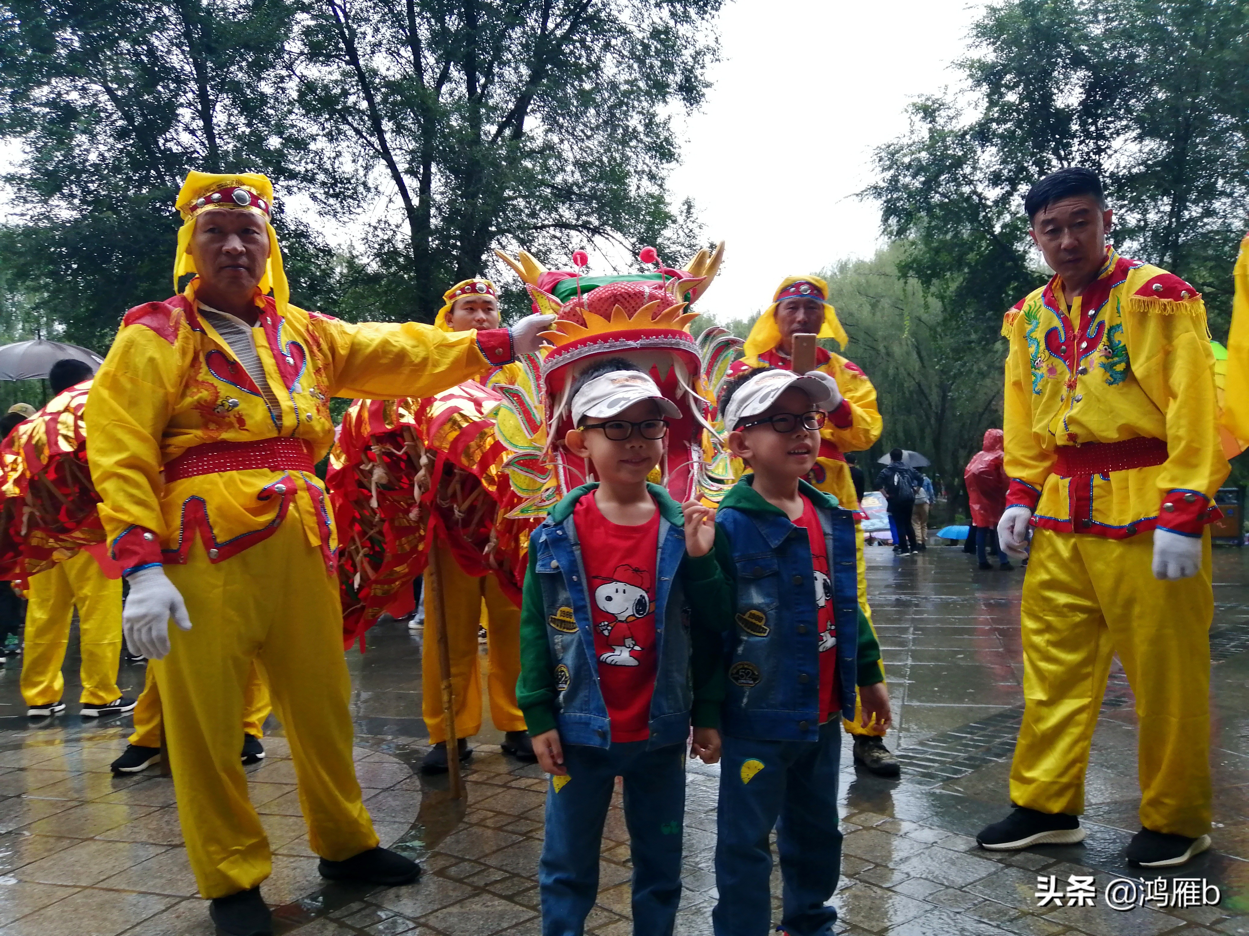 《盛世舞龙展风采》——记有二百年历史的本溪碱厂舞龙