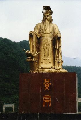 古代足球蹴鞠的兴衰史,蹴鞠传承千年的中国足球