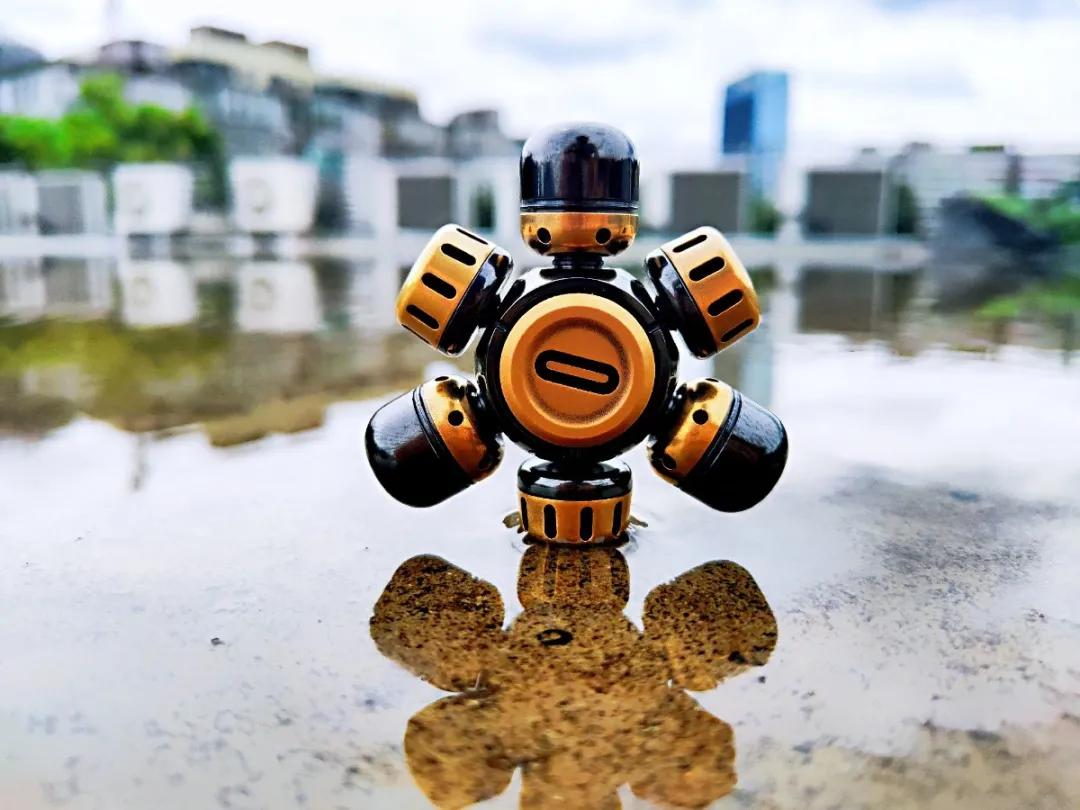 蒸汽朋克熔炉指尖陀螺,好玩又炫酷的指尖陀螺推荐