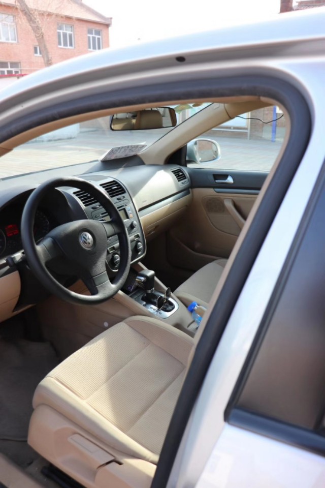 二手车大众速腾最好的一款,二手车推荐1-2万捷达速腾