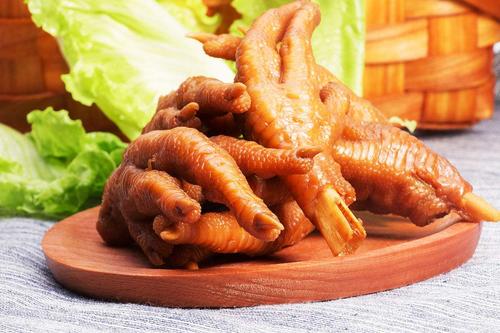 正宗洪濑含香鸡爪,洪濑鸡爪独有香味是怎么弄的