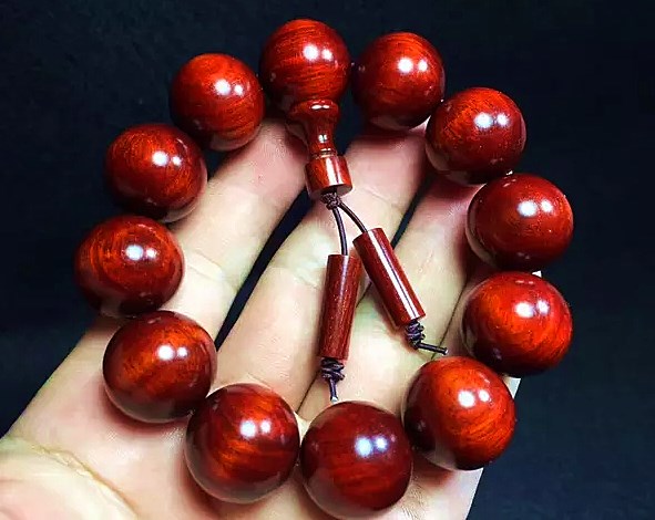 盘紫檀手串的正确手法,盘紫檀珠子怎么盘