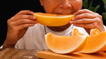 又香又甜又脆的蜜瓜,甜而不腻的蜜瓜好吃到停不下来