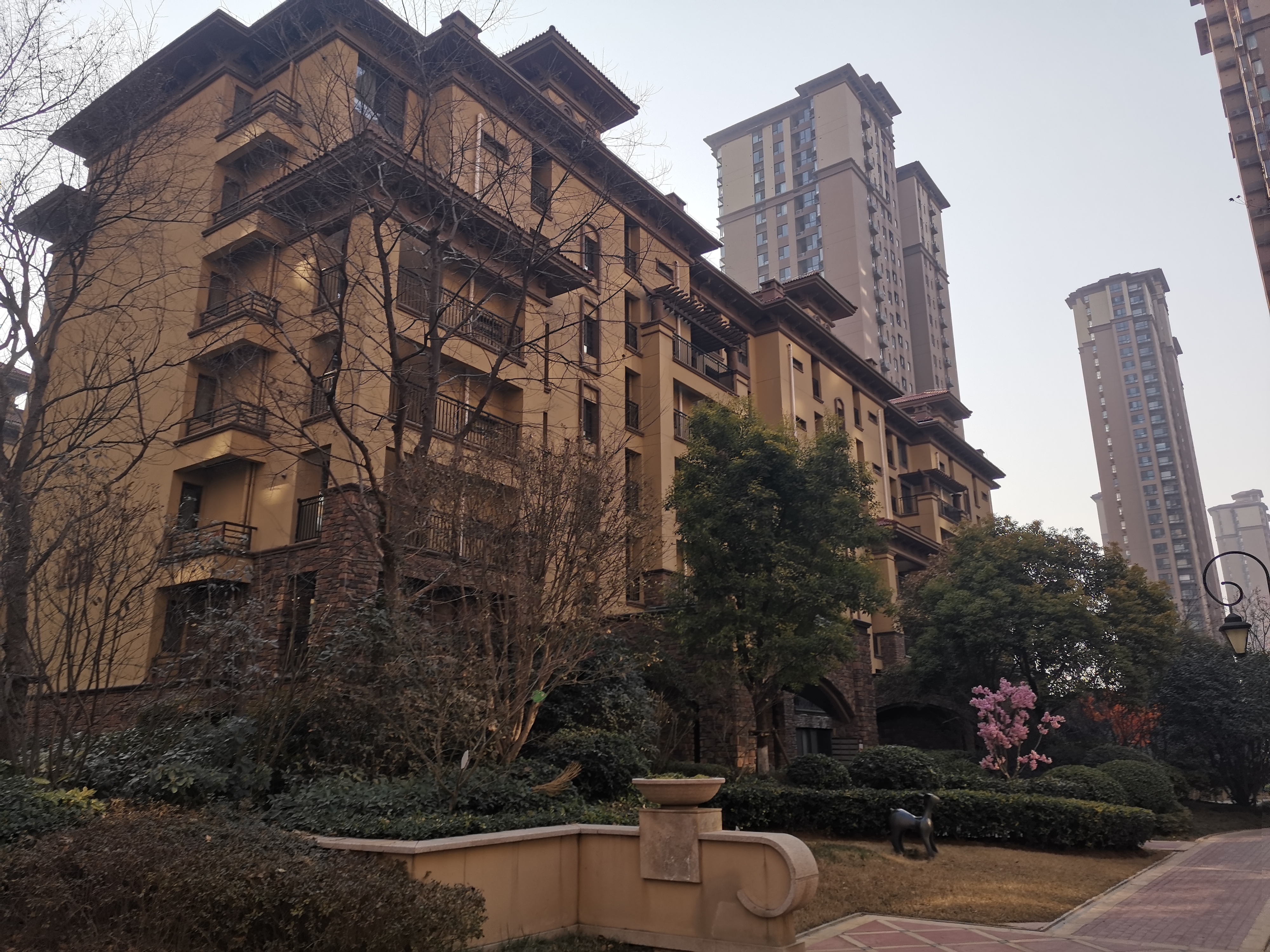 郑州高新区万科城8期小区,郑州高新区万科城评测