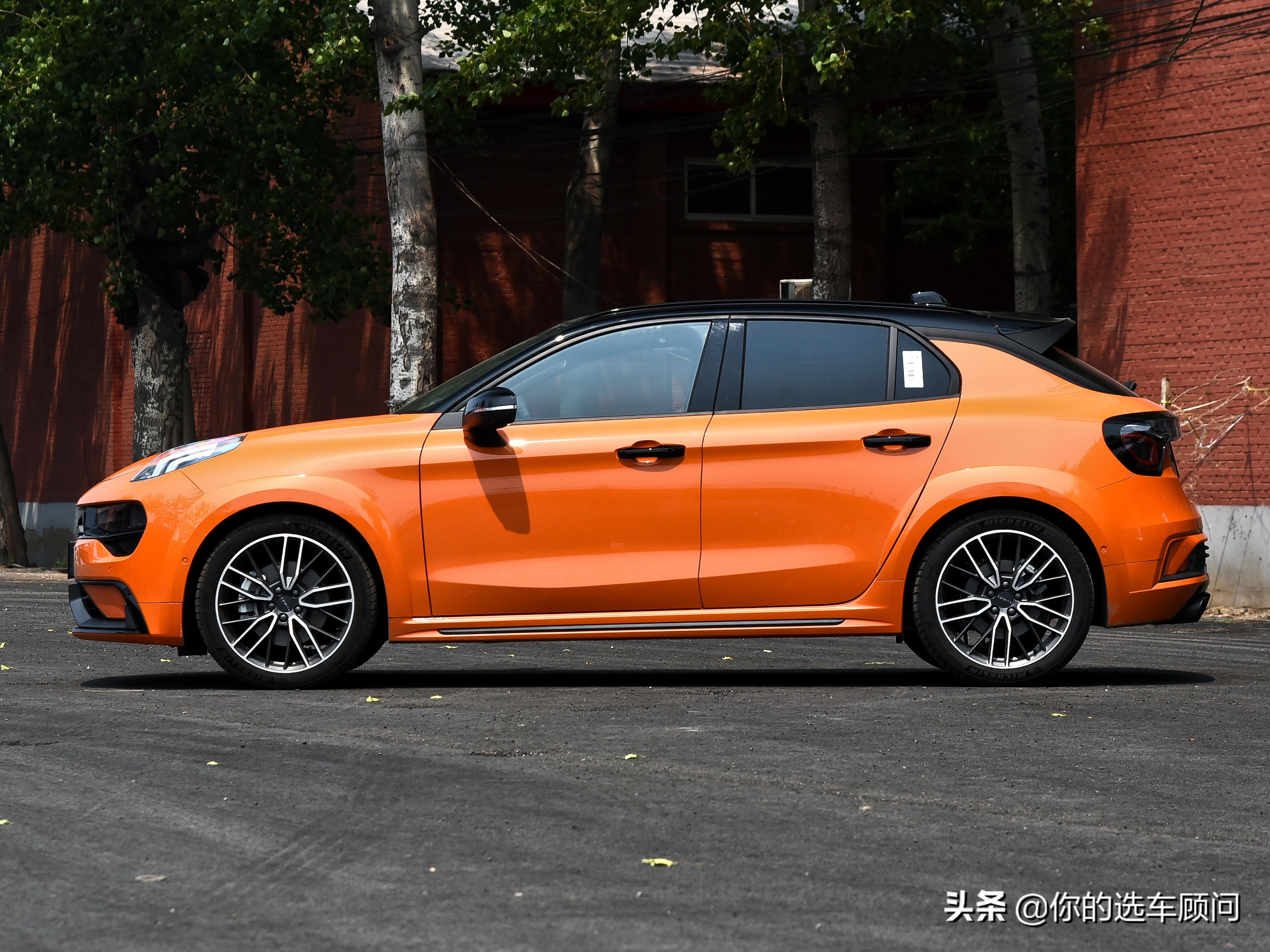 38号车评中心领克02hatchback,领克02hatchback和沃尔沃