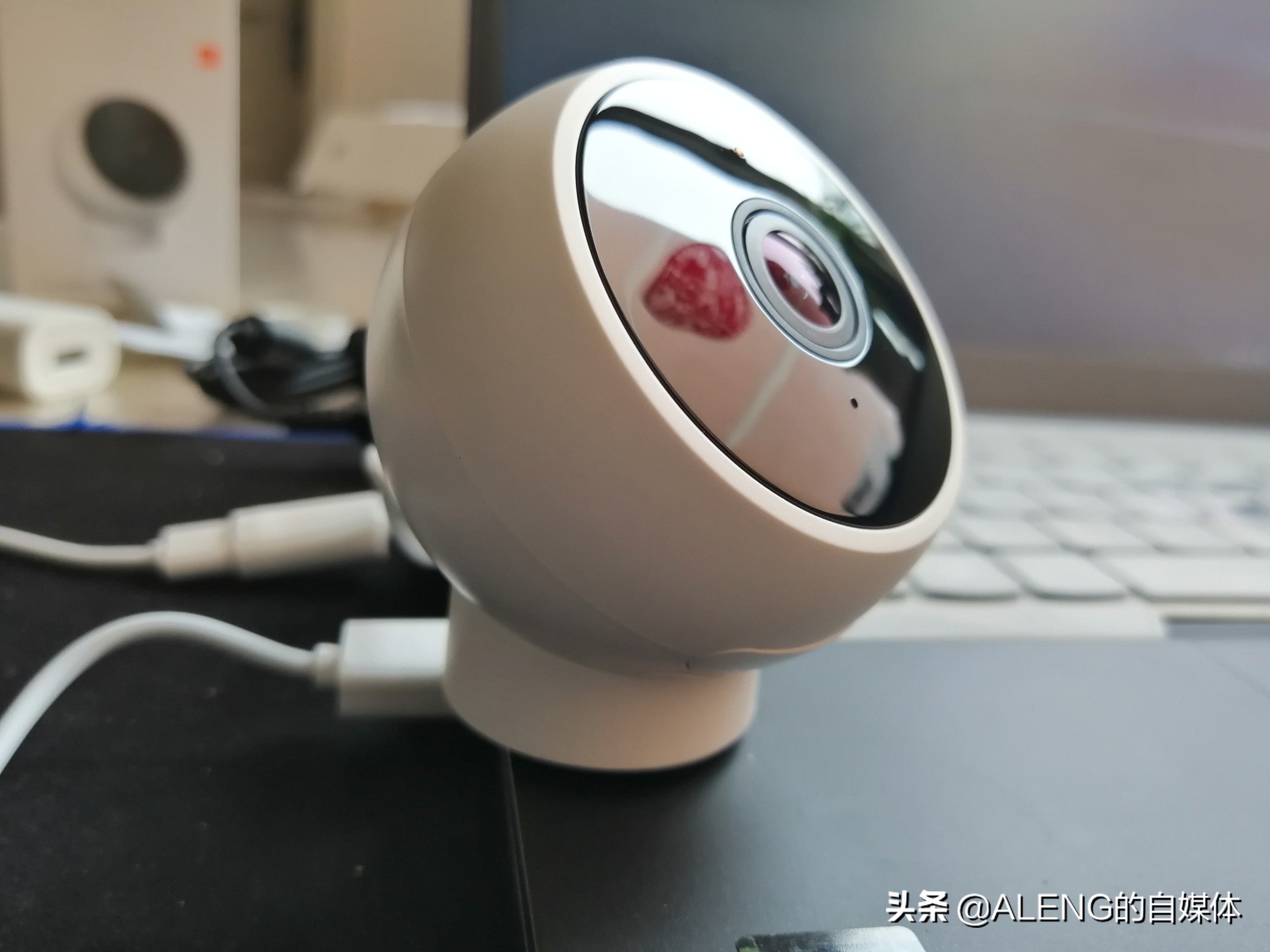 将功能和性价比做到了极致：使用小米智能摄像头的4点体会