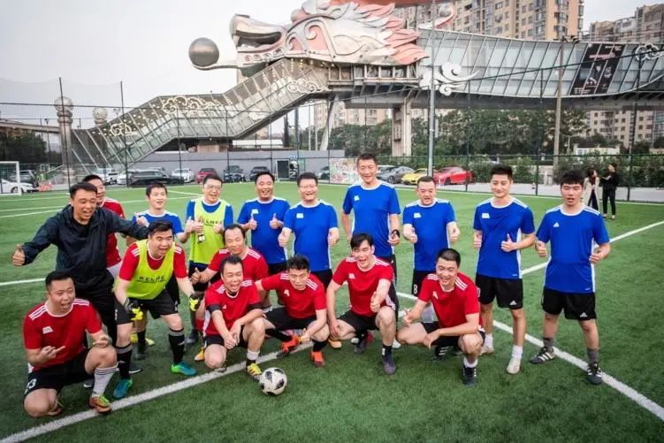 生活需要浪漫也需要激情,生活需要拼搏的激情