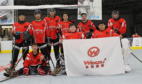 学轮滑一定要在培训班买鞋吗,轮滑基础班都学哪些