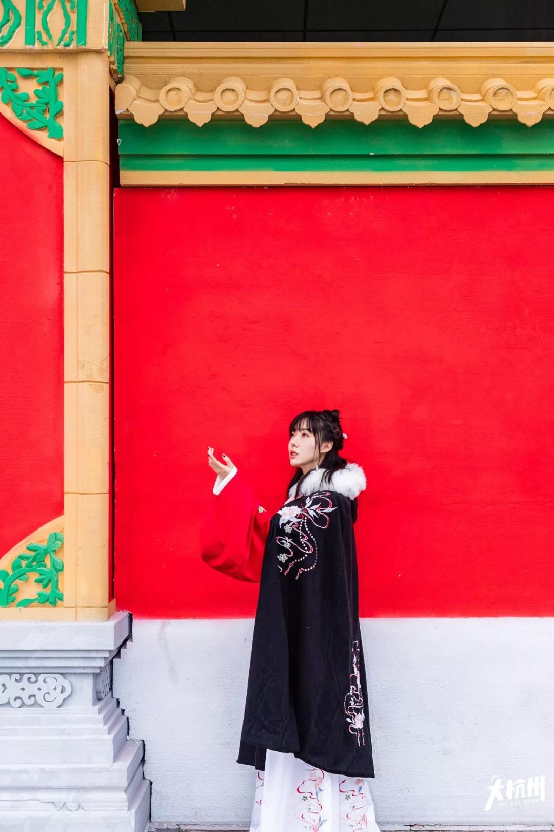 在杭州遇见紫禁城!宫灯前祈福、畅音阁迎新!来这里过故宫中国节