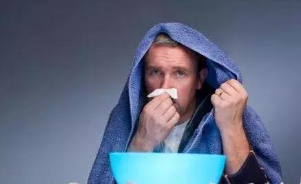 简单有效缓解黑眼圈的两个小方法,坚持用这四种方法有效缓解黑眼圈