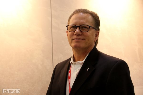 大车队管理果然不一样,美国UPS购车时连刹车片都自己选