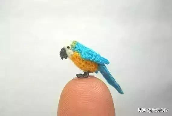 100种超迷你钩针小物钥匙包教程,100种超迷你钩针小物圣诞老人