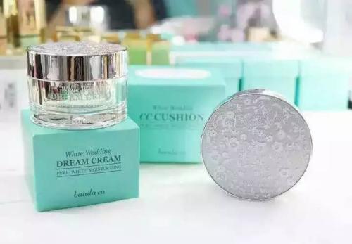 懒癌福音素颜霜好用吗,适用脸干人懒的素颜霜