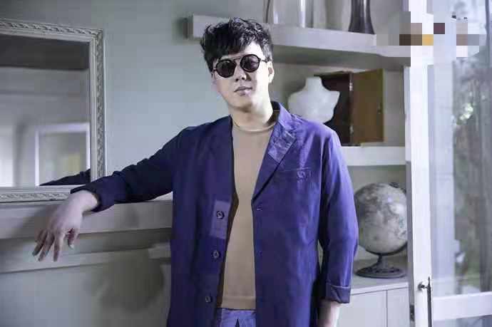 盲人歌手萧煌奇恋爱,歌手萧煌奇视频