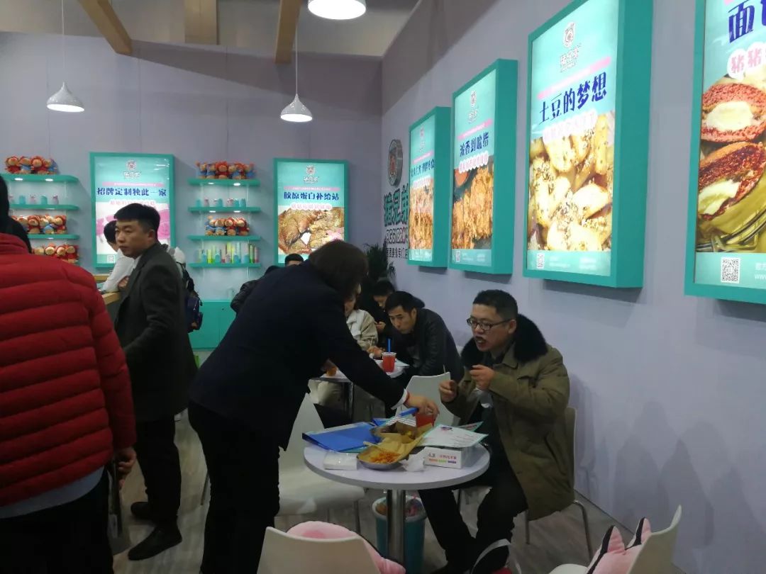 2022年创业加盟博览会时间,什么是加盟创业博览会