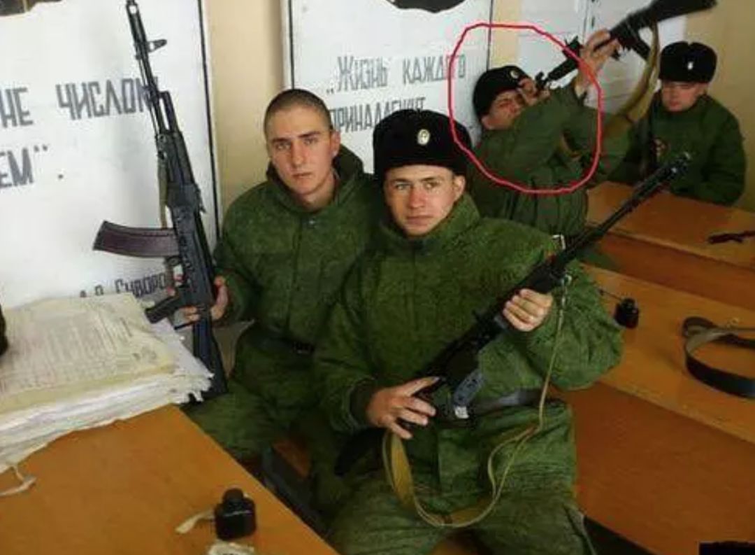 酒吧里最受欢迎的“深水*弹炸**”，只有今晚不回家的妞敢碰...