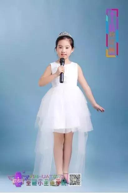 欣话筒成为“《小小演说家》口才养成与选拔基地”深圳福田单位