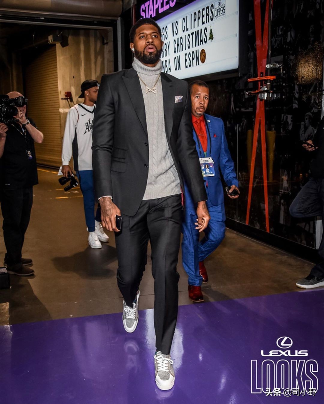 nba球星用的鞋包,nba球星同款邮差包