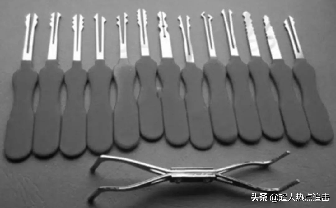 「城里套路深」北京有群女孩专睡男明星,目的是收集他们的精液…