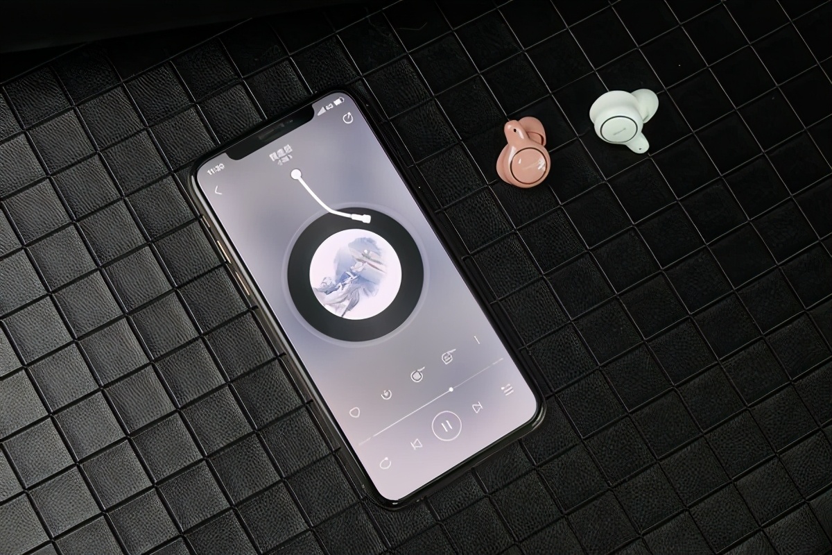 情人节礼物玫瑰和口红,情人节礼物兰蔻口红