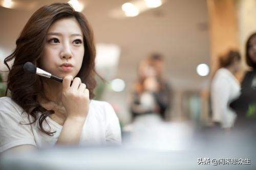 鐖辨儏鏄簿绁炲眰闈㈢殑鍚稿紩,鐖辨儏鏄敱涓婂崐韬紑濮嬬殑