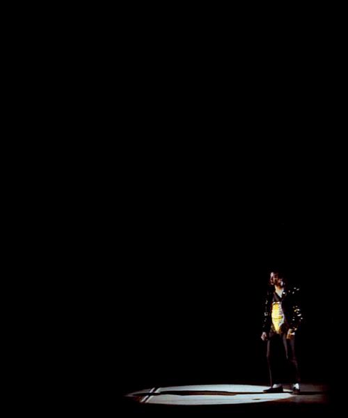 迈克尔杰克逊十年前的一场离别,迈克尔杰克逊30年前的变化