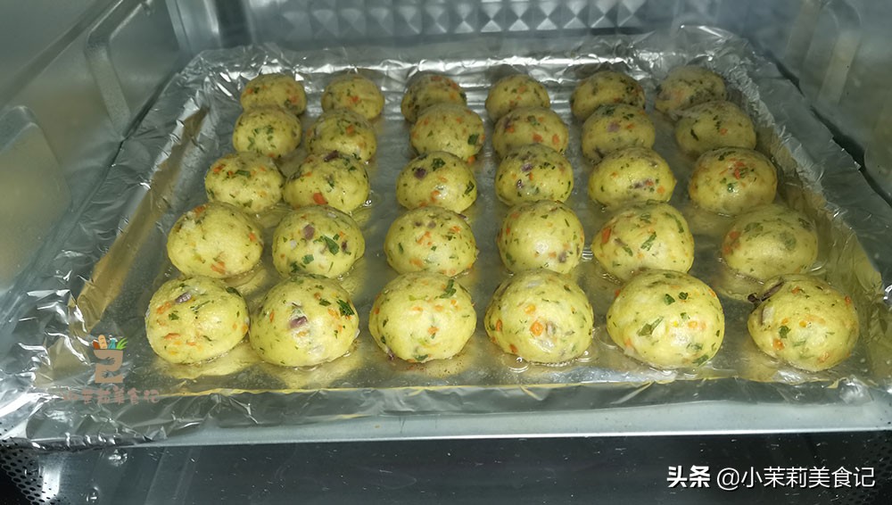 水煮豆腐丸子减脂,怎样用豆腐做减脂早餐