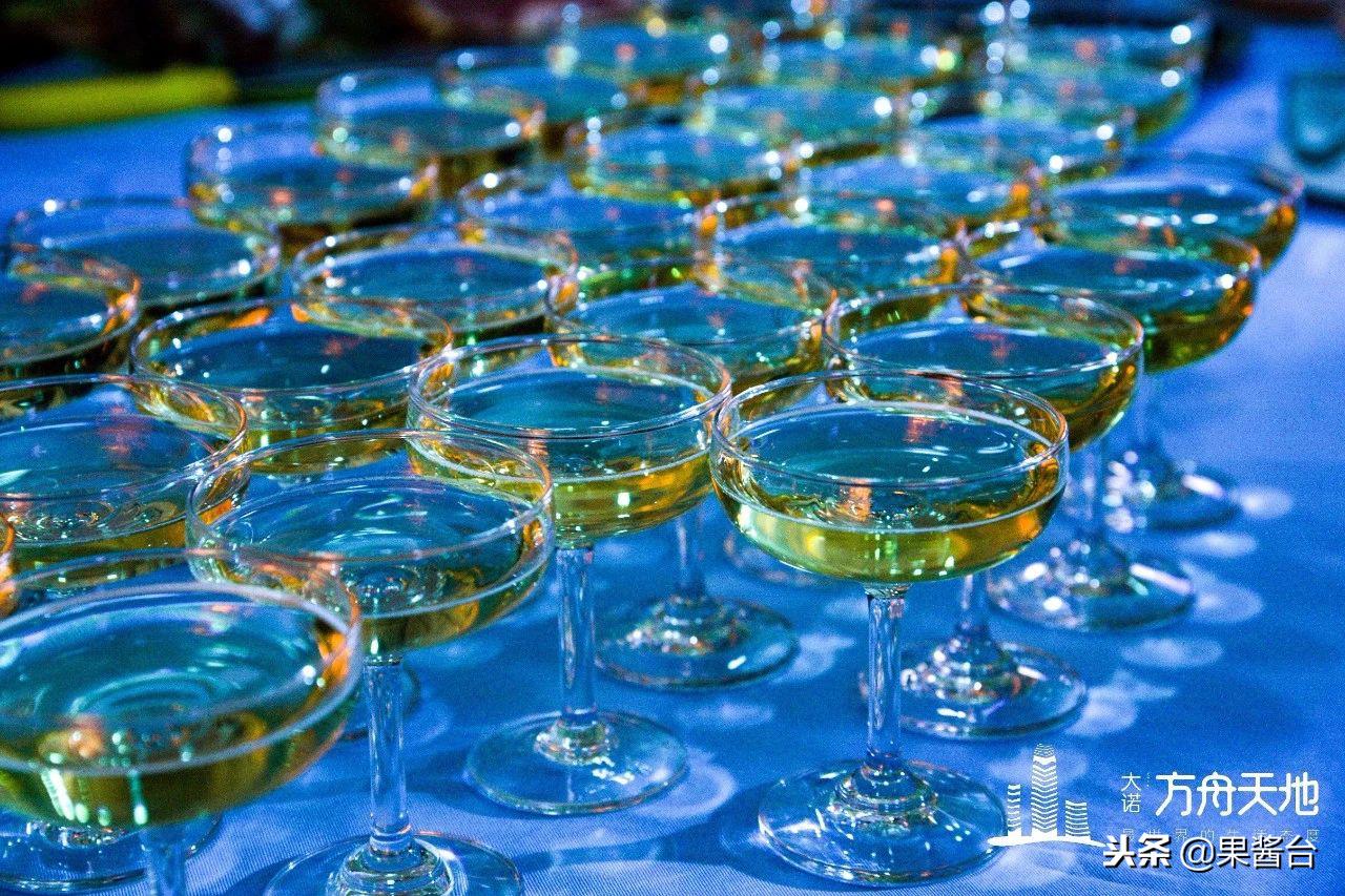 鎴愰兘澶ц鏂硅垷澶╁湴,澶ц鏂硅垷澶╁湴鏄嗘槑