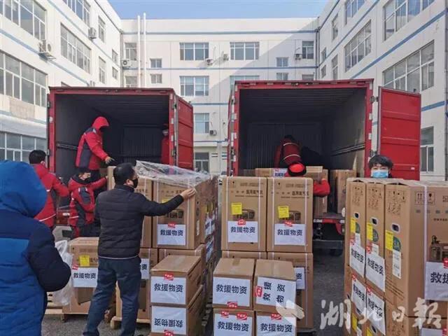 刘强东的背后,描述刘强东对于京东的贡献