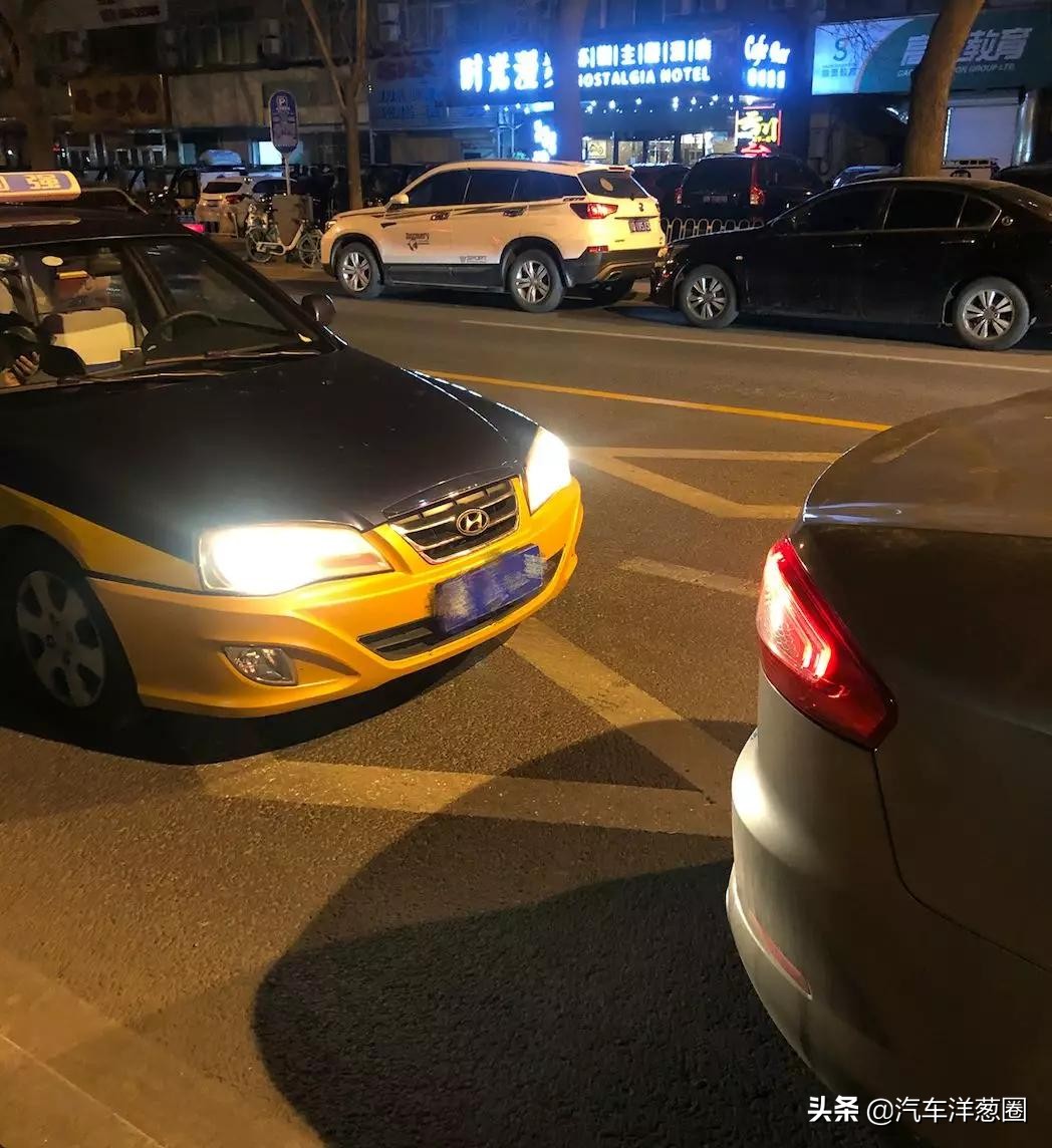 高速车辆事故时正确做法,高速遇交通事故的正确做法