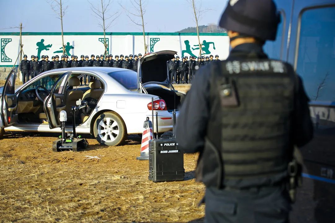 拆弹专家如何练成,真正的拆弹专家视频