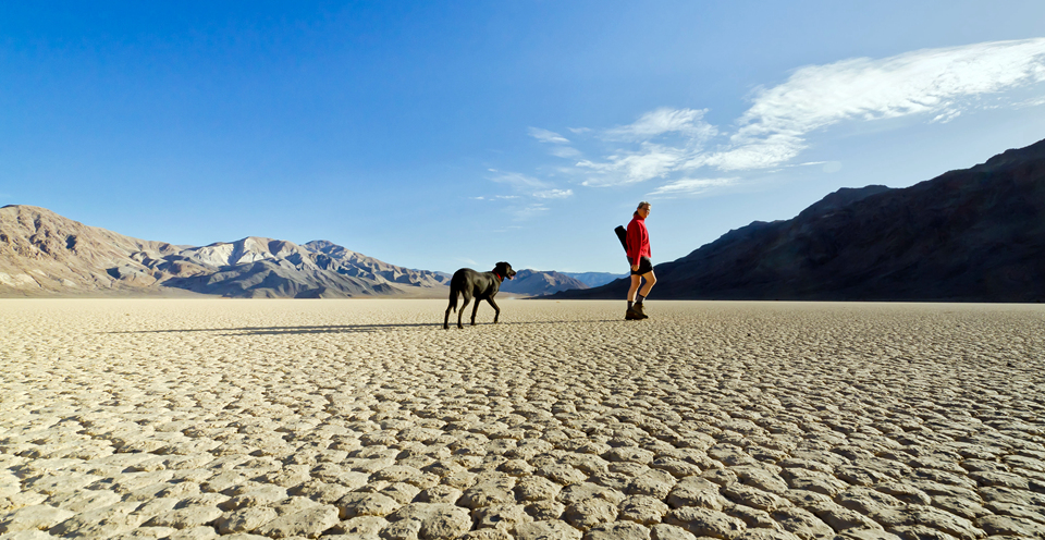 会走路的石头完整视频,死亡谷石头能自己走路的原因