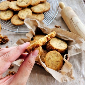怎么样用芝麻核桃粉做饼干,核桃饼干不用烤箱怎么做