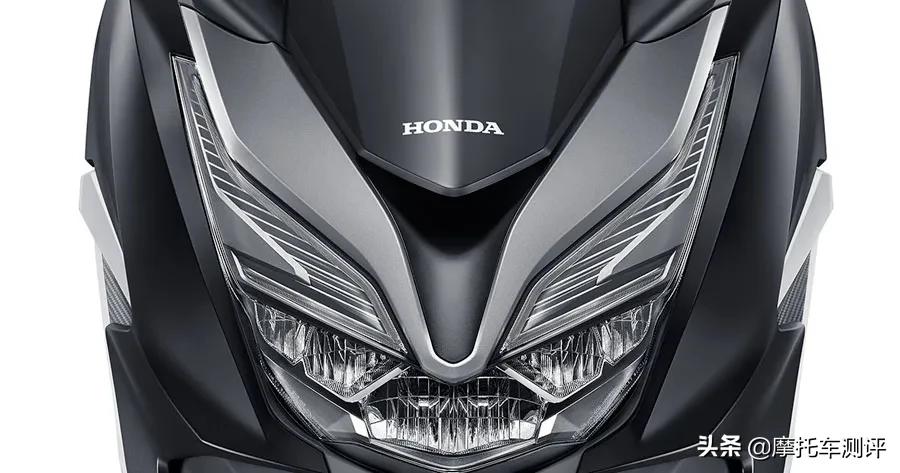 最新！约合人民币3.8w+，HondaForza350泰国上市