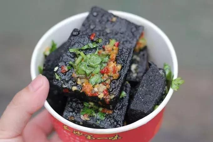 正宗螺蛳粉销量第一名,螺蛳粉是怎么卖出名的