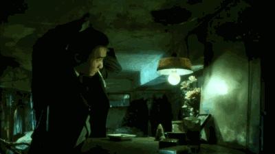 尽管少儿不宜，但电影中的抽烟镜头，竟如此迷人