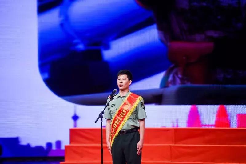 参加过阅兵的退役男兵,参加阅兵的兵退伍后安排