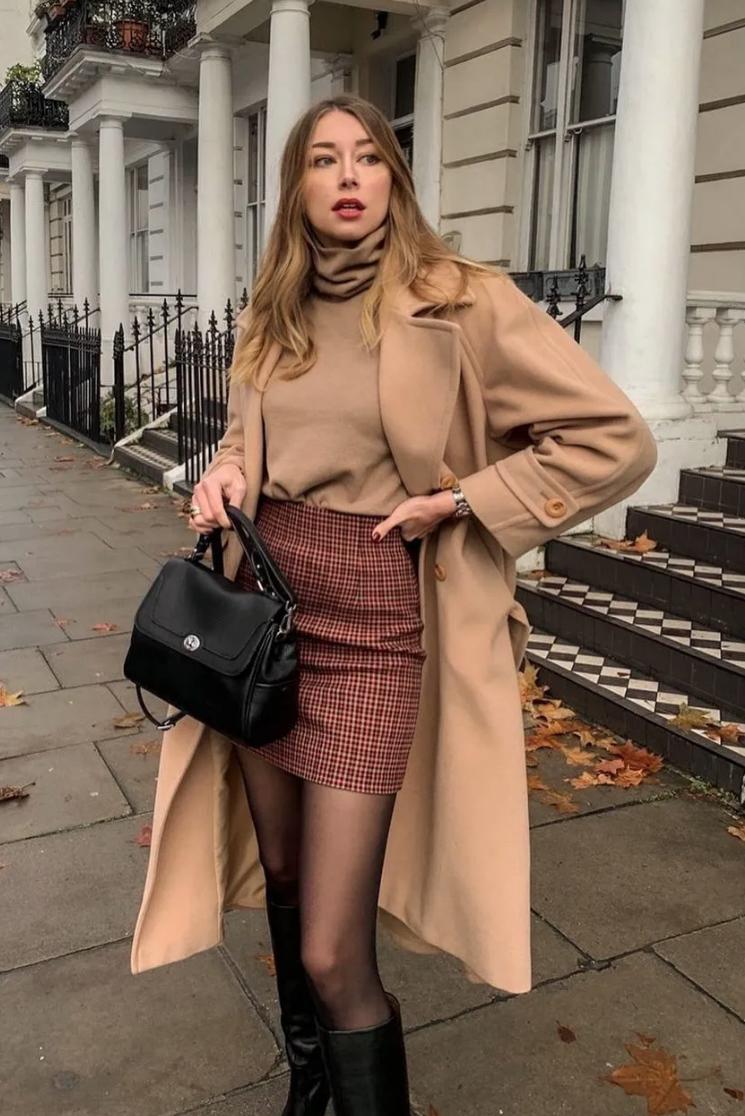 奶茶色搭配什么颜色好看冬天,奶茶色搭配什么颜色显高级