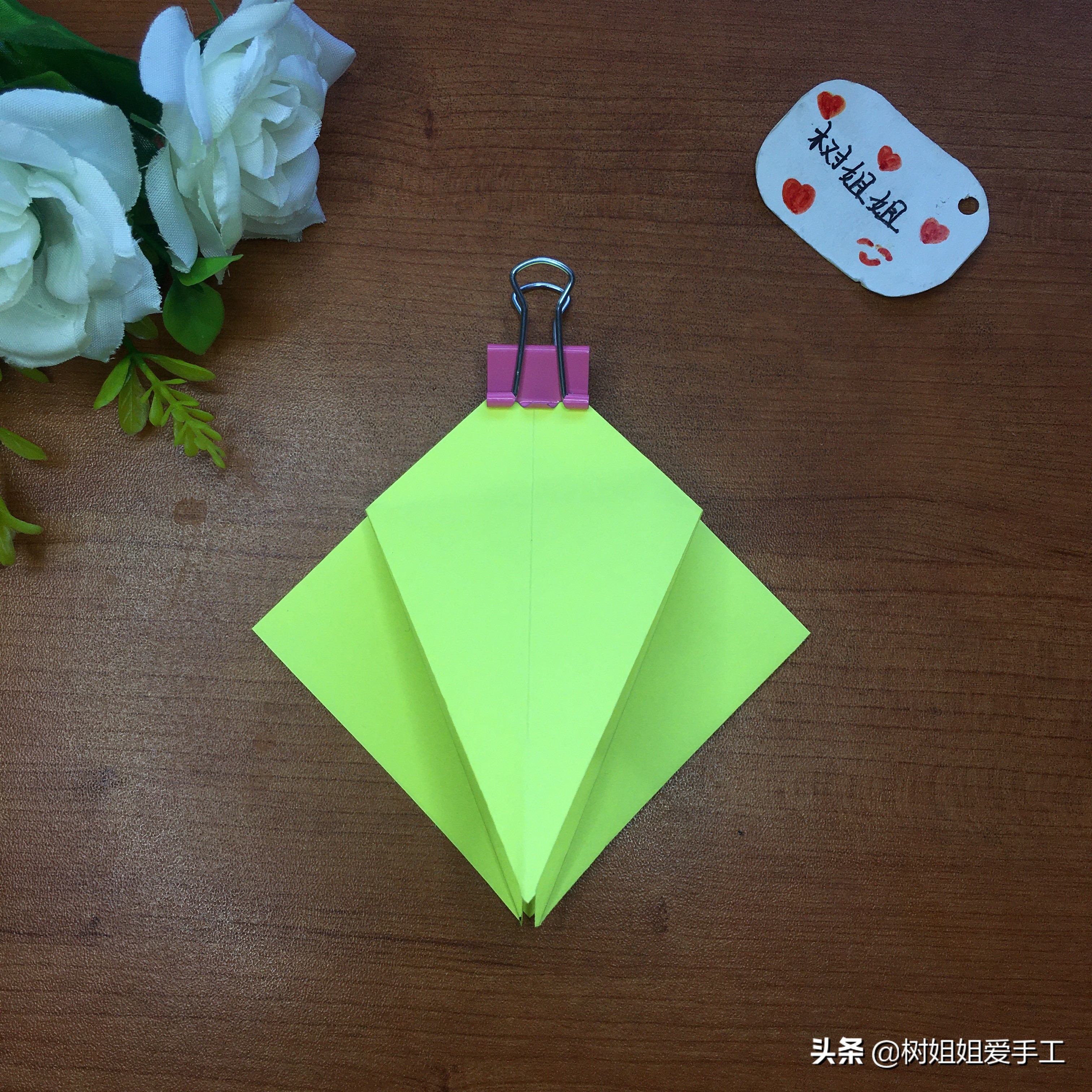 折纸陀螺教程用两张a4纸折陀螺,不用剪刀不用胶水能玩的折纸陀螺