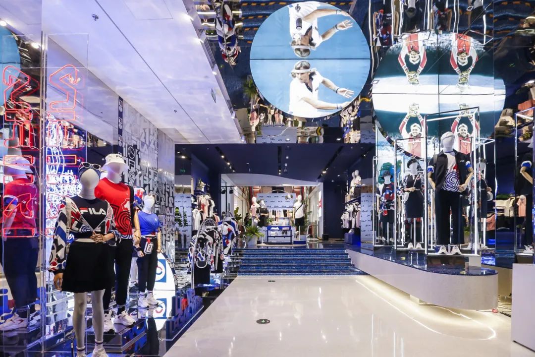 阿迪耐克全球营业额,耐克阿迪最近如何