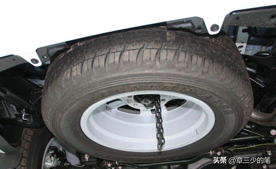 2.7排量的普拉多,普拉多2.7和4.0哪个更保值