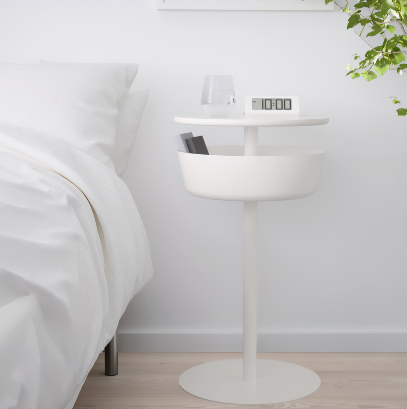 扔掉鸡肋床头柜,扔掉床头柜空间立马变大