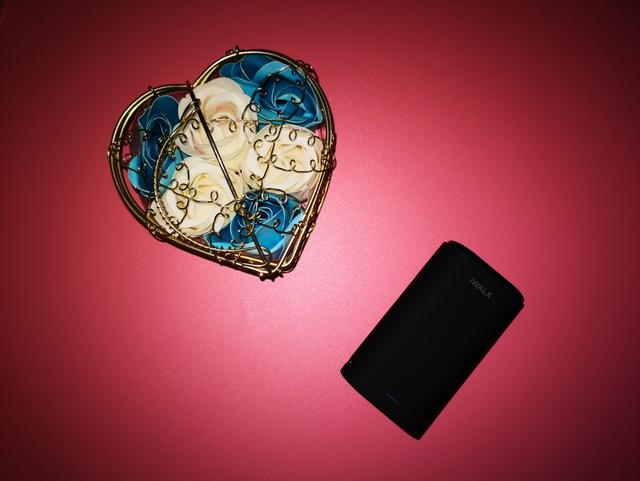 爱沃可iwalk二合一无线充电宝,爱沃可iwalk充电宝typec