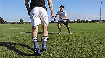 篮球过人训练方法,背身过人足球训练方法