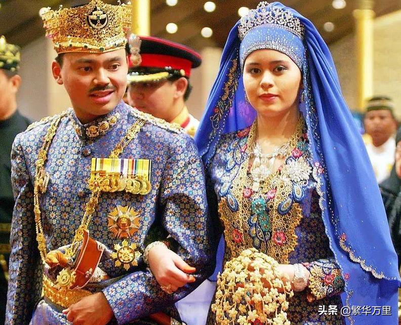 东南亚的超级富国,文莱只有40多万人,一月工资多少钱?