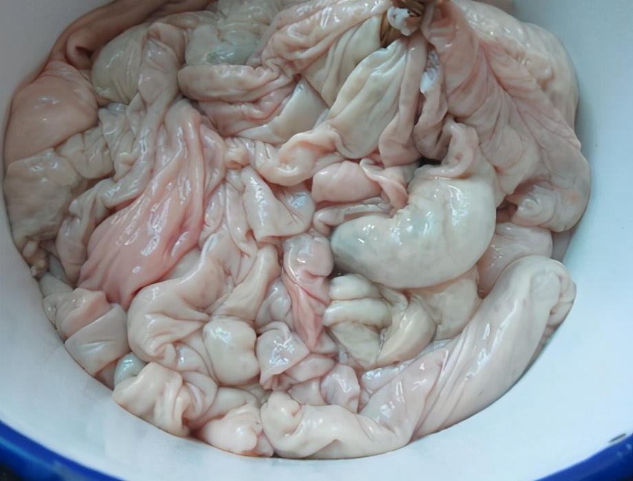 没有面粉大肠怎么处理,面粉清洗大肠的方法