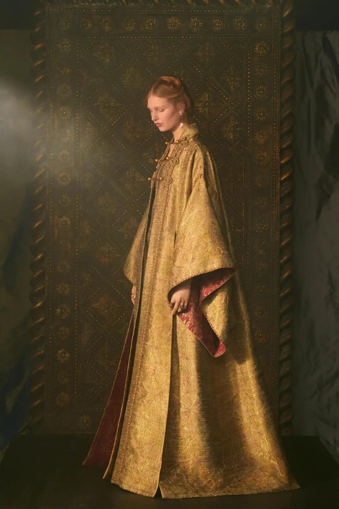 dior高定顶级贵妇,dior女装高定属于高奢吗