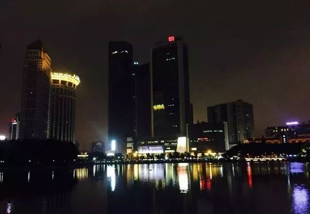 来武汉这几家颇具格调的小店玩耍,武汉的文艺小资小店