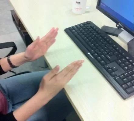 手上一奇穴治飞蚊症,手上奇穴治百病